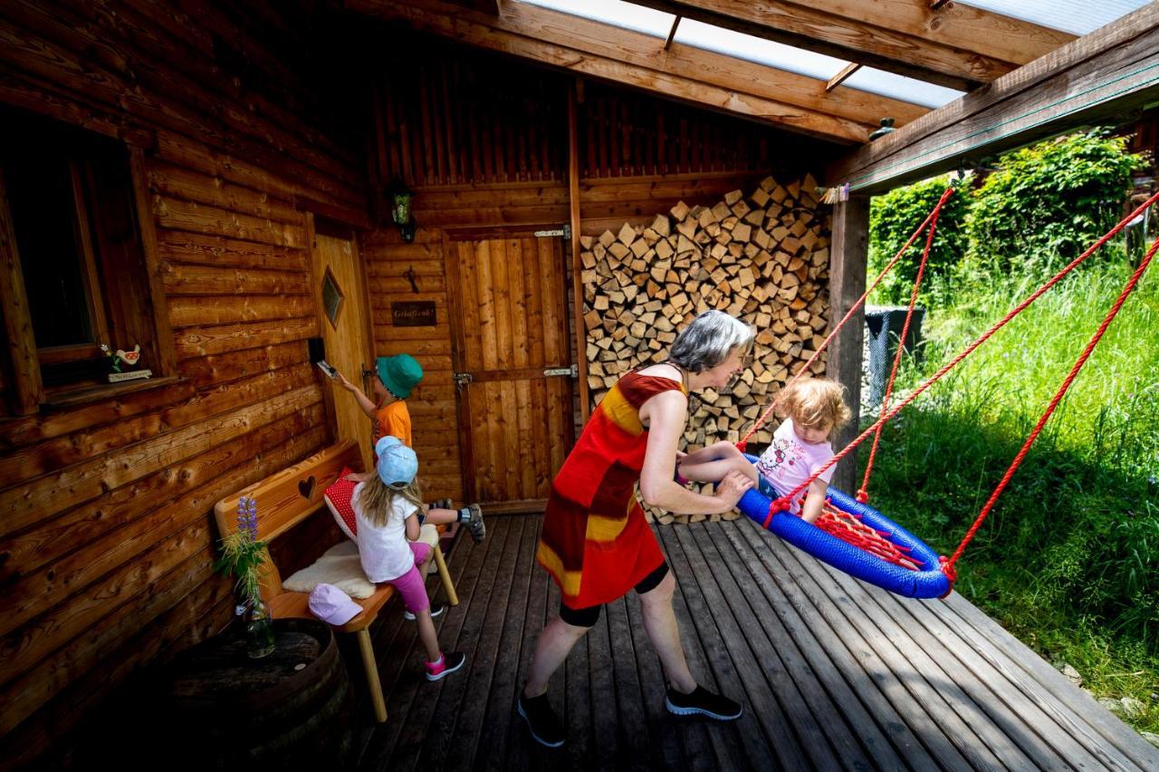 Naturpark Huette Mandl, Biobauernhof & Huettenurlaub سانكت لامبريشت المظهر الخارجي الصورة